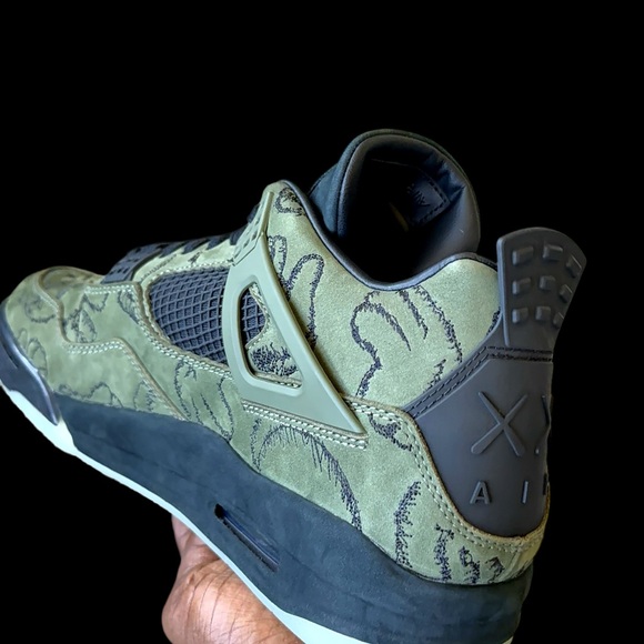 Air Jordan 4  Olive Kaws 4 Sample main image 11